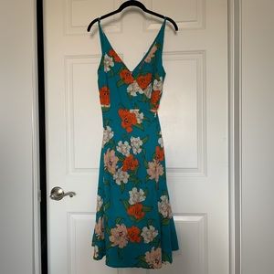 Floral Wrap Dress Size: M
